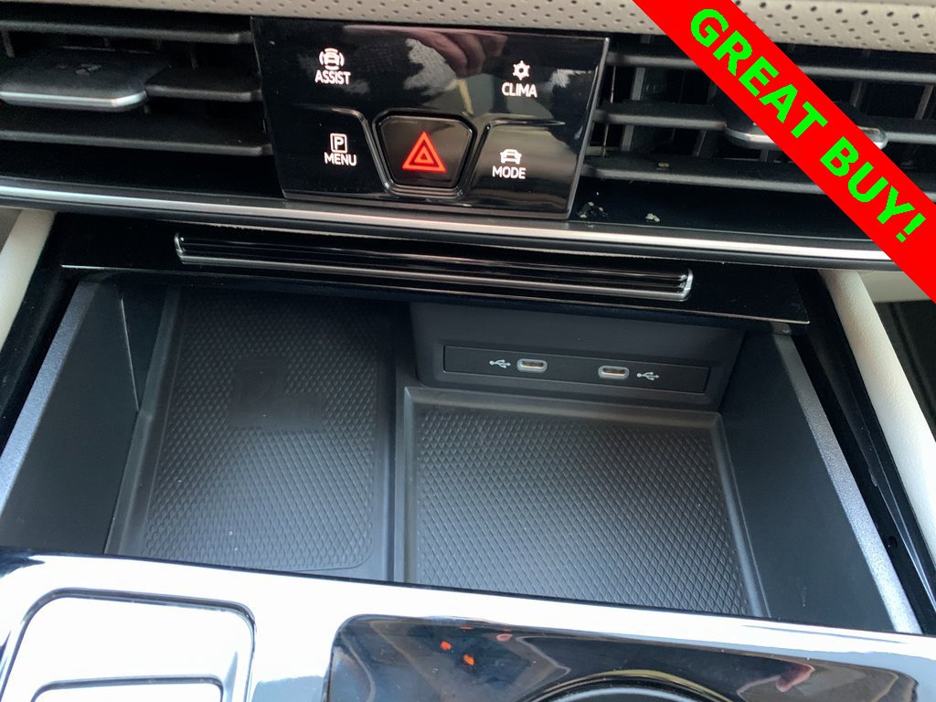 Used 2024 Volkswagen Atlas SEL Premium R-Line image 19