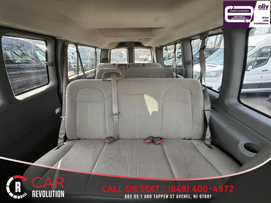 Used 2023 Chevrolet Express 3500 LS RWD image 10