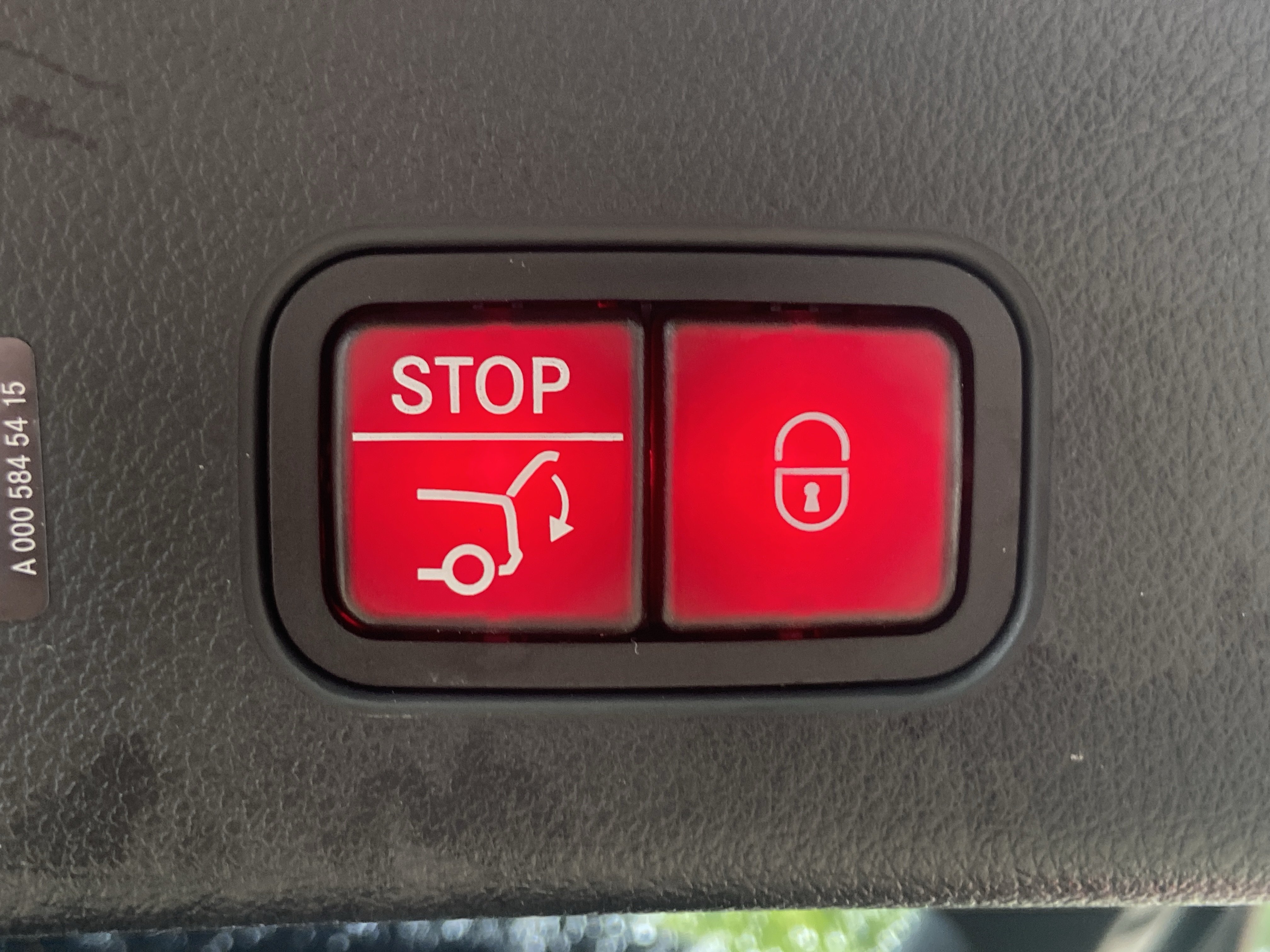 Certified 2025 Mercedes-Benz GLC 300 image 14