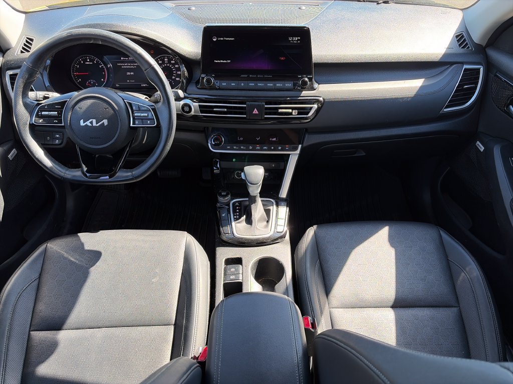 Used 2022 Kia Seltos SX AWD/4WD image 10