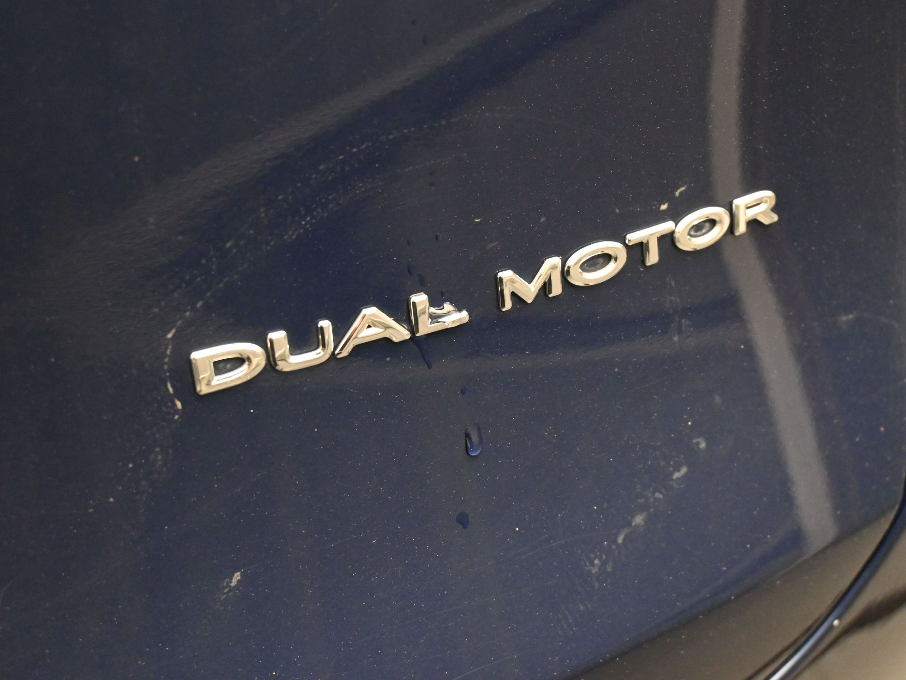 Used 2024 Tesla Model Y Long Range image 35