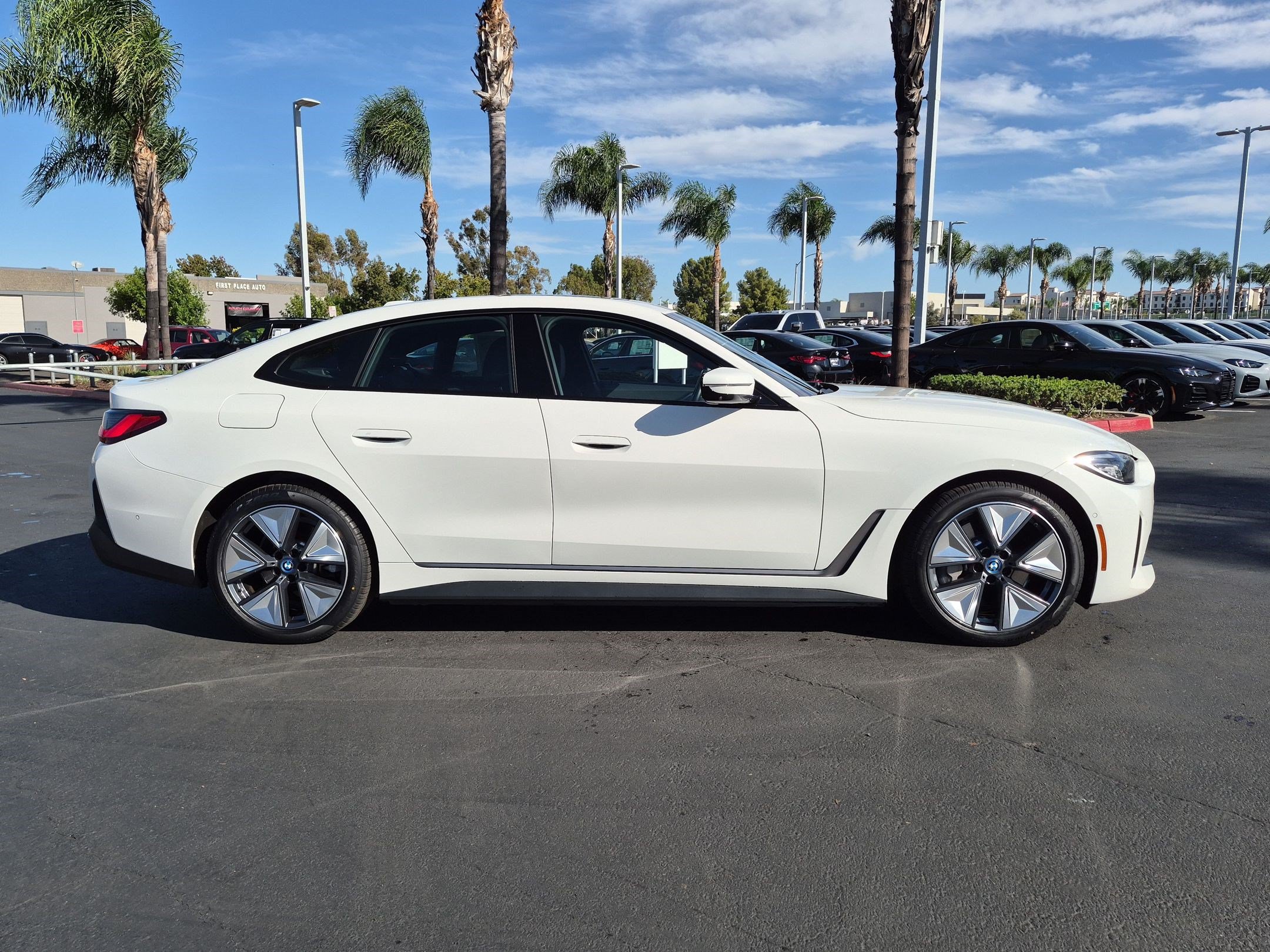 Certified 2023 BMW i4 eDrive40 w/ Premium Package RWD image 11