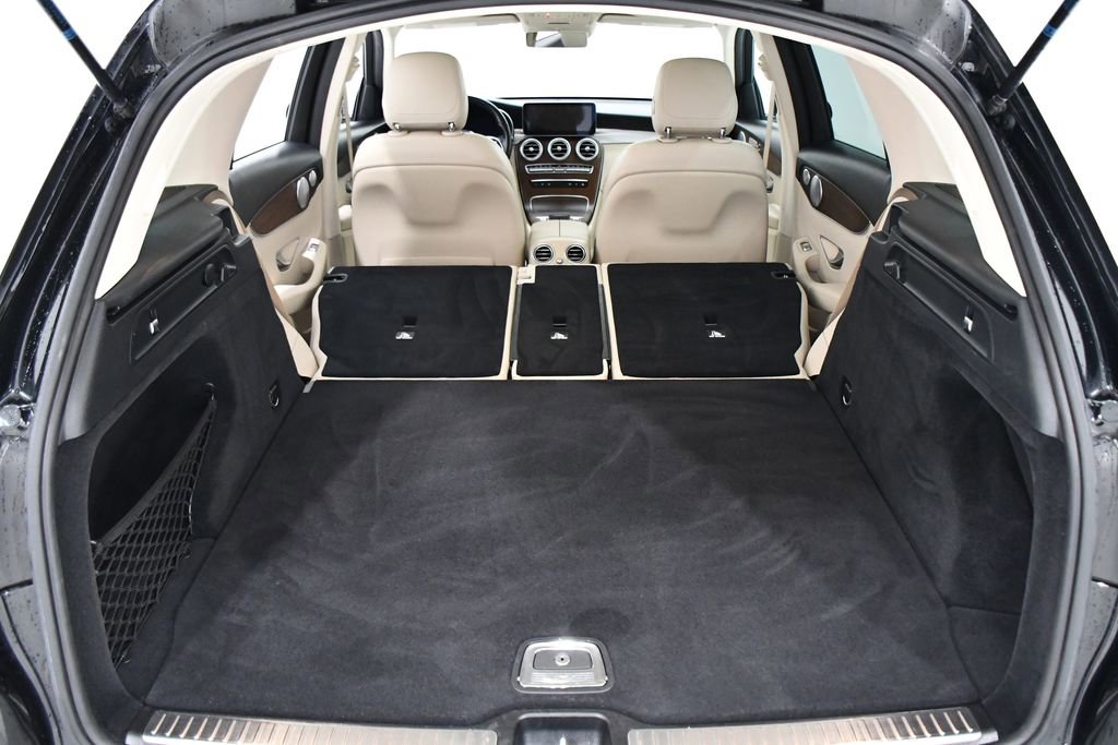 Used 2020 Mercedes-Benz GLC 300 4MATIC image 23