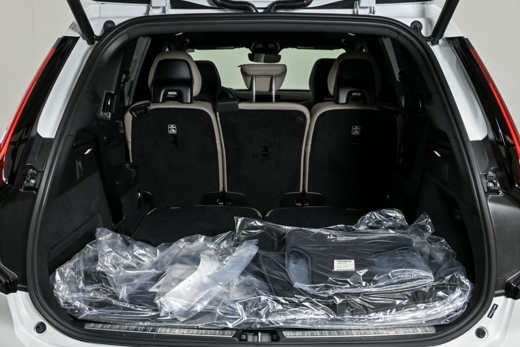 New 2026 Volvo XC90 B6 Ultra w/ Protection Package AWD/4WD image 31