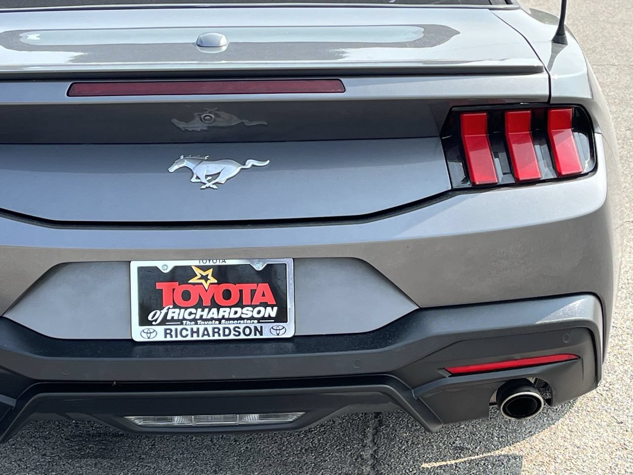 Used 2024 Ford Mustang Premium RWD image 6