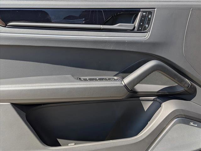 Used 2026 Porsche Cayenne Turbo image 14