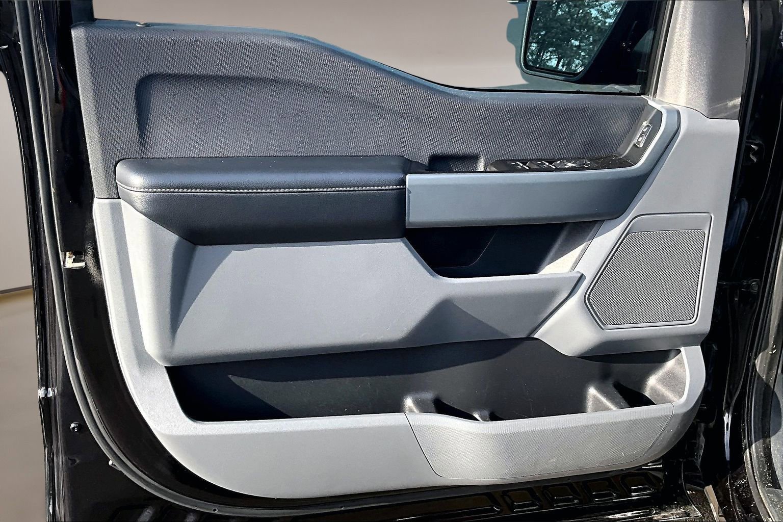 Used 2023 Ford F150 XLT image 21