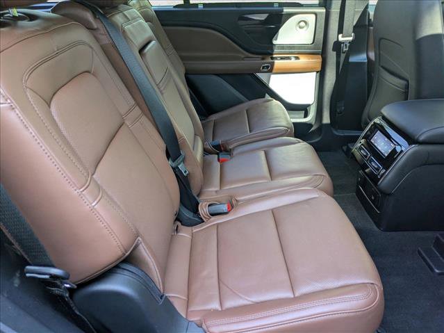 Used 2023 Lincoln Aviator Reserve w/ Equipment Group 201A image 22