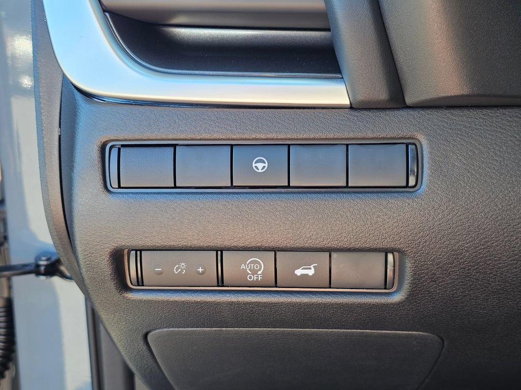 New 2026 Nissan Rogue SV w/ Cold Weather Package AWD/4WD image 30