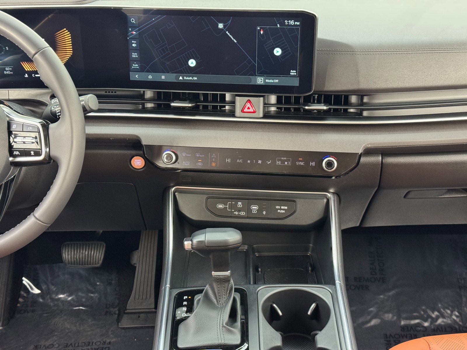 Used 2025 Kia Carnival EX FWD image 24