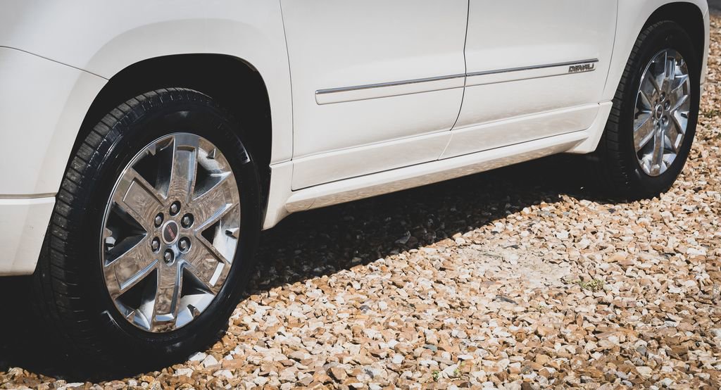 Used 2014 GMC Acadia Denali image 22