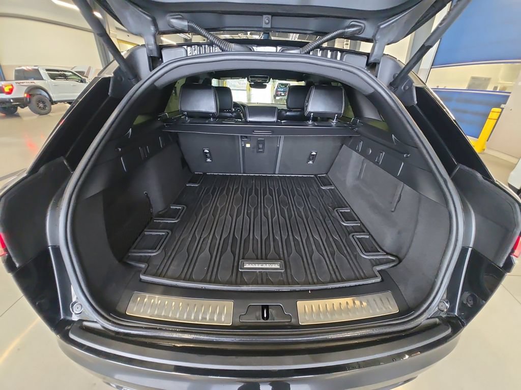 Used 2023 Land Rover Range Rover Velar R-Dynamic S AWD/4WD image 29