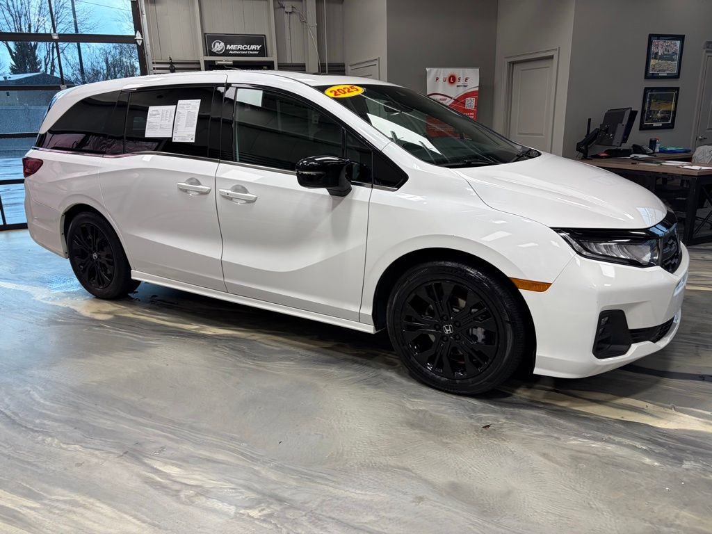 Used 2025 Honda Odyssey Sport-L image 32