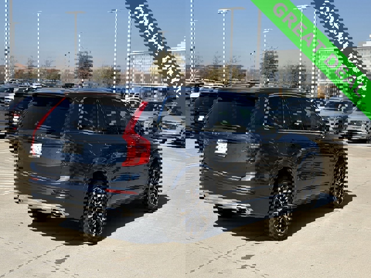 Used 2020 Volvo XC90 T8 Momentum w/ Protection Package Premier image 7