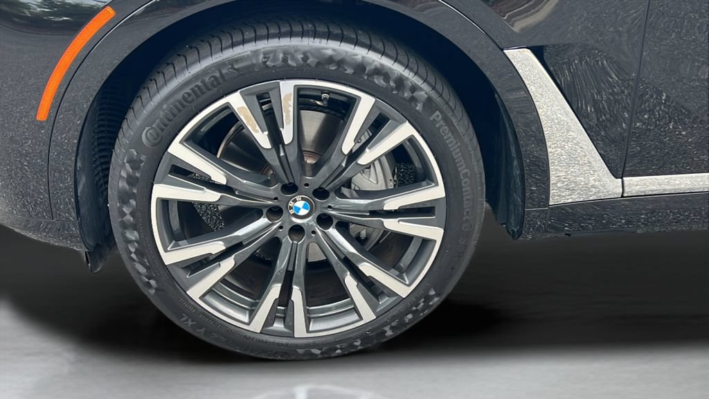 Certified 2025 BMW X7 xDrive40i w/ Premium Package AWD/4WD image 26