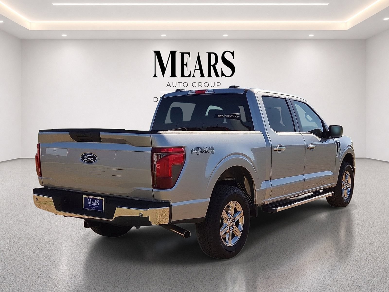 Used 2025 Ford F150 XLT w/ Equipment Group 301A Standard AWD/4WD image 5