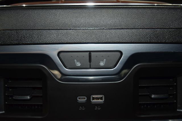 Used 2024 GMC Sierra 2500 Denali Ultimate image 46