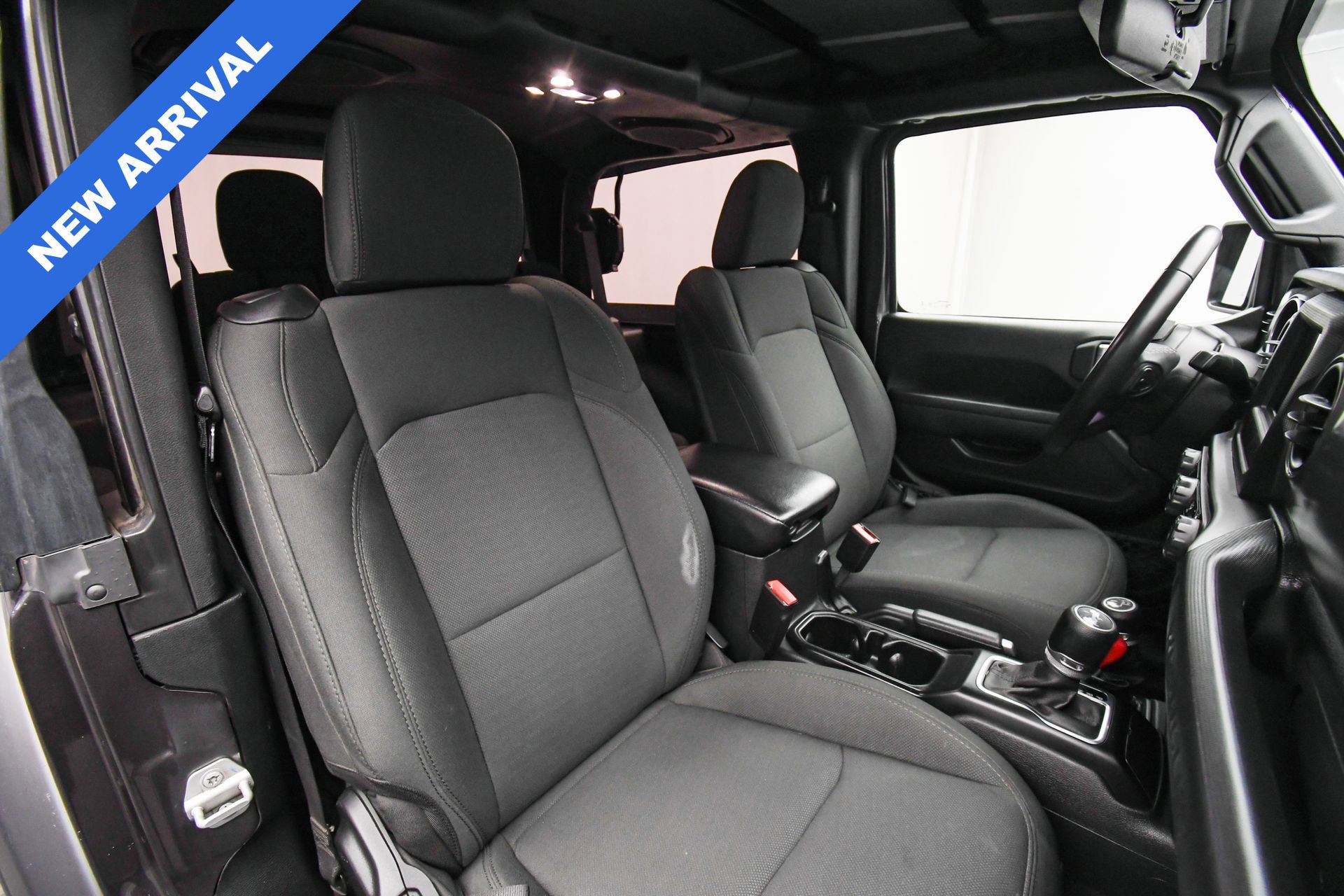 Used 2022 Jeep Wrangler Willys image 16