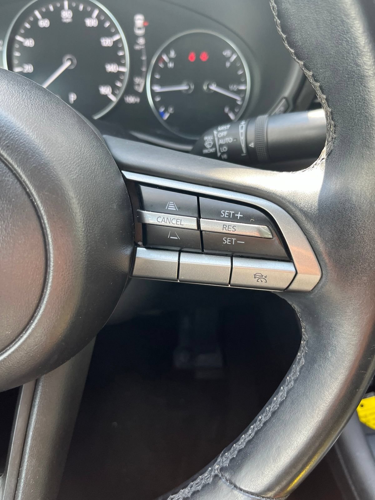 Used 2023 MAZDA MAZDA3 s FWD image 22