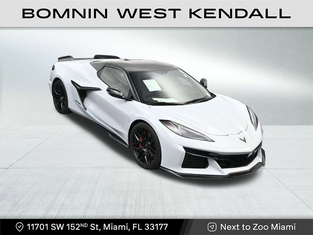 Used 2023 Chevrolet Corvette Z06 w/ Stealth Interior Trim Package image 18