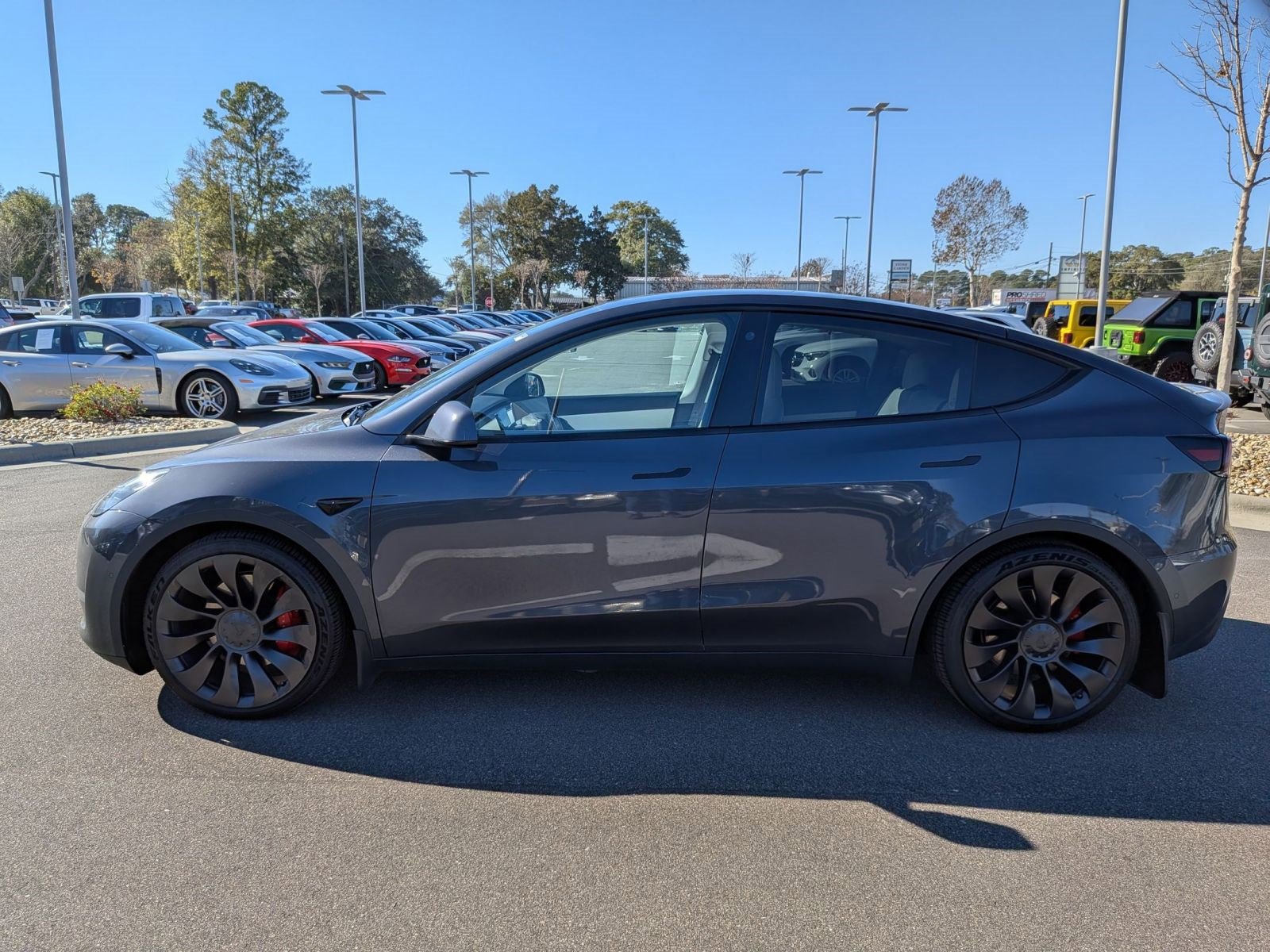 Used 2022 Tesla Model Y Performance image 6