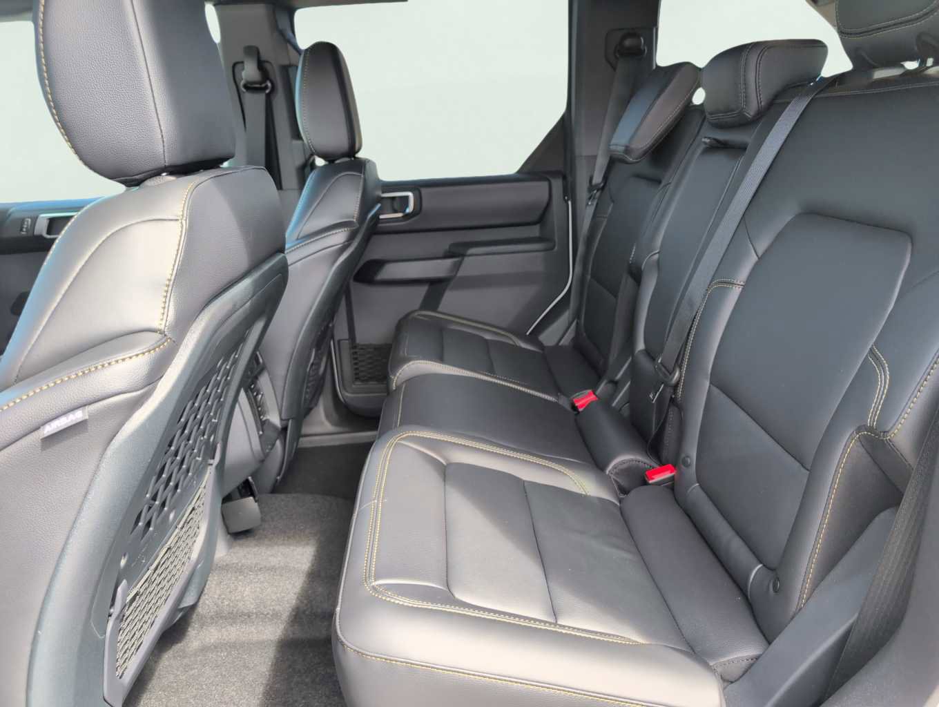 New 2025 Ford Bronco Badlands image 10