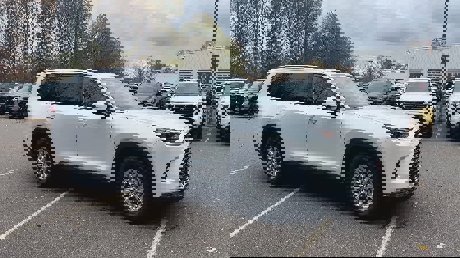 New 2026 Toyota Grand Highlander XLE image 2