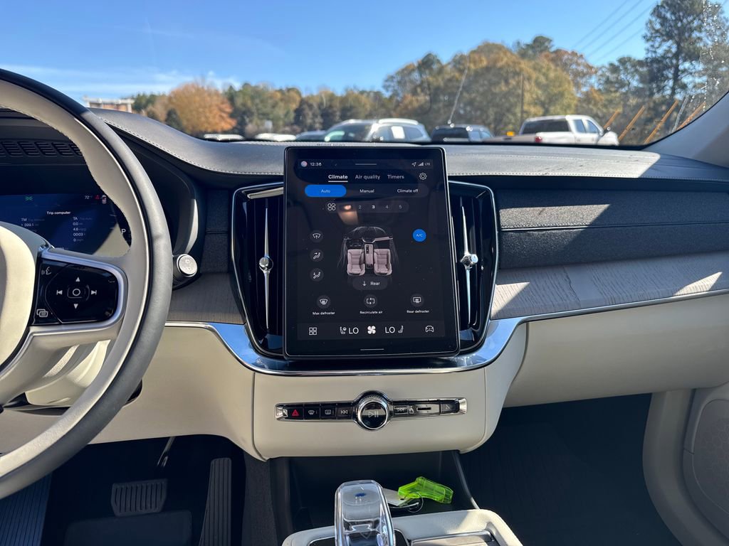 Used 2026 Volvo XC90 B6 Ultra image 22