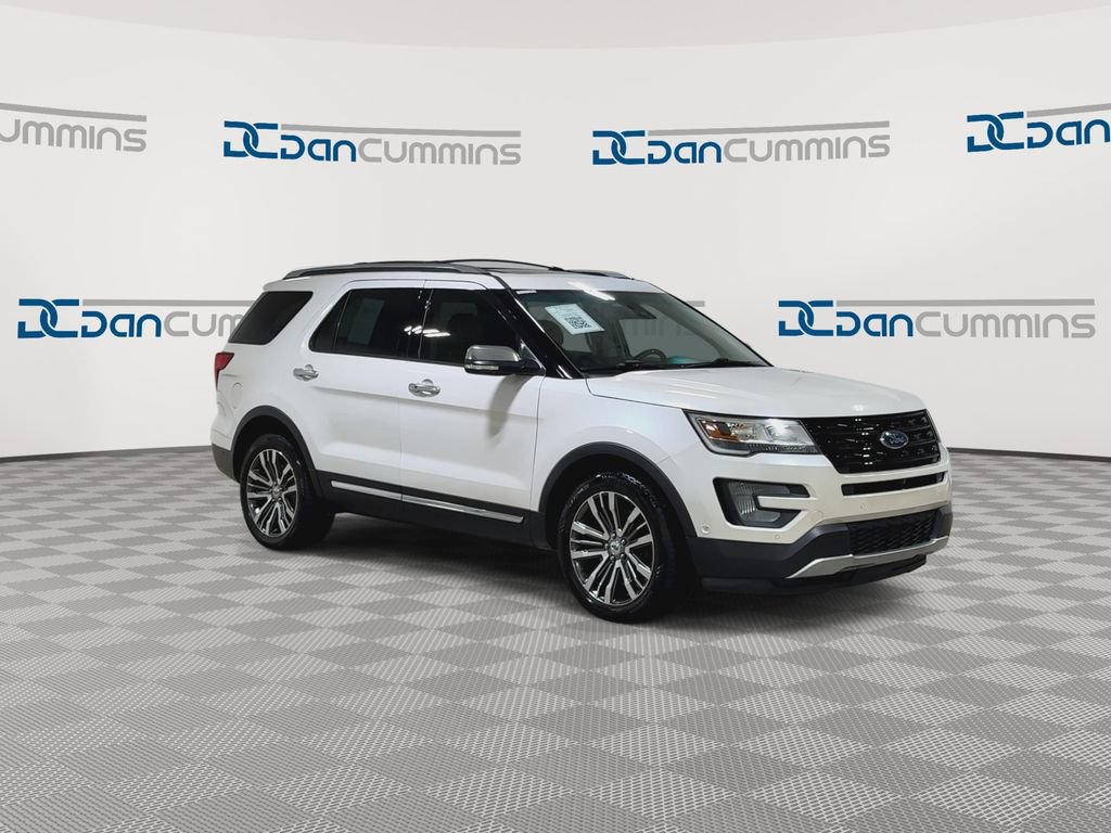 Used 2017 Ford Explorer Platinum AWD/4WD image 2