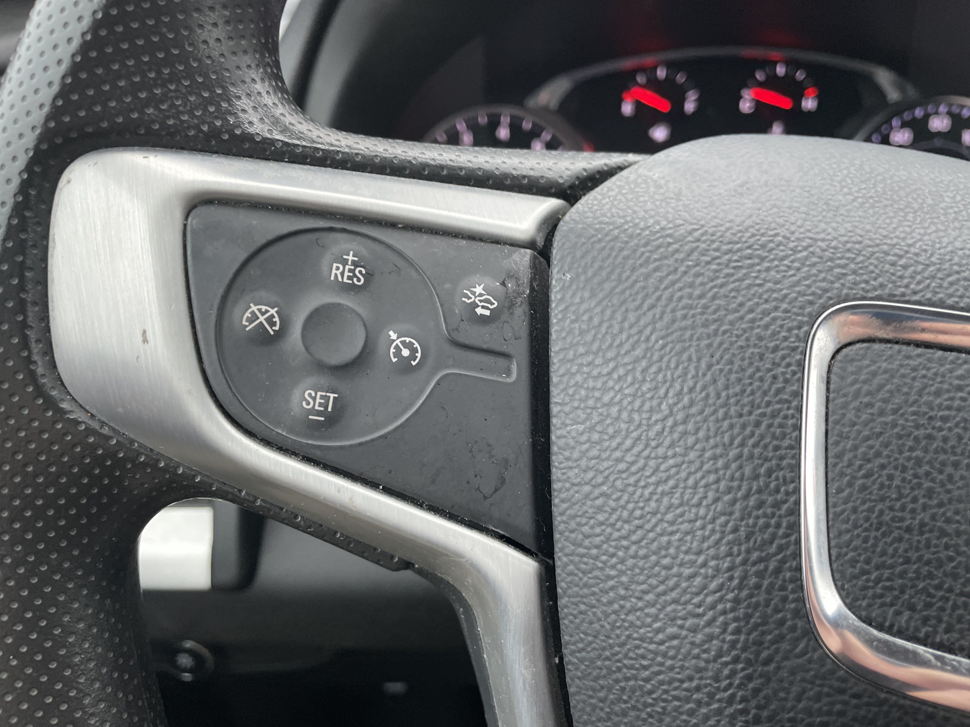 Used 2022 GMC Terrain SLE w/ Driver Convenience Package AWD/4WD image 14