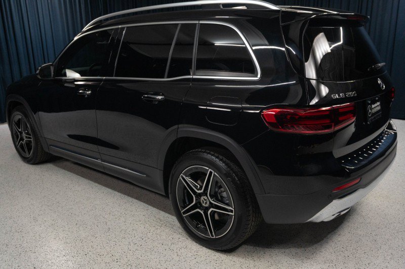 New 2026 Mercedes-Benz GLB 250 image 7