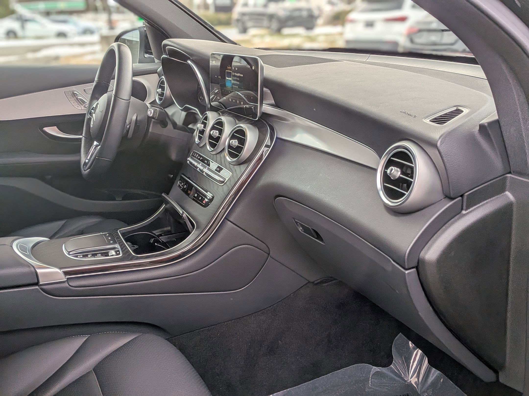 Certified 2022 Mercedes-Benz GLC 300 4MATIC image 37