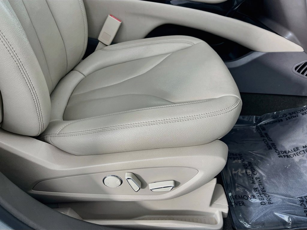 Used 2022 Lincoln Nautilus FWD image 31