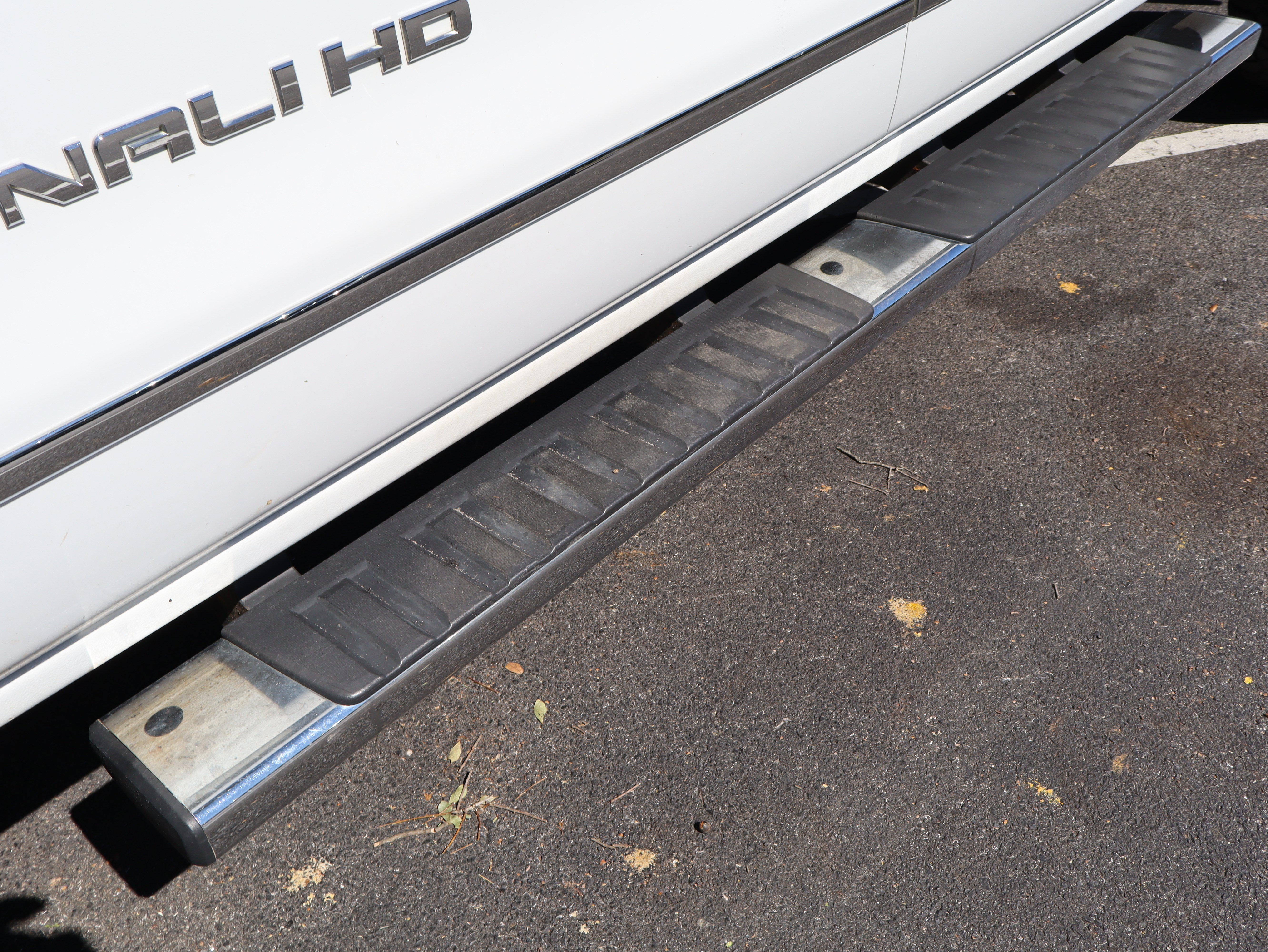 Used 2019 GMC Sierra 2500 Denali w/ Duramax Plus Package AWD/4WD image 20
