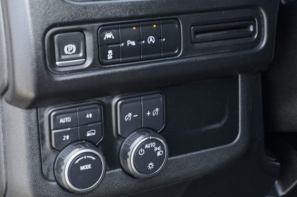 Used 2023 Chevrolet Tahoe LS image 19