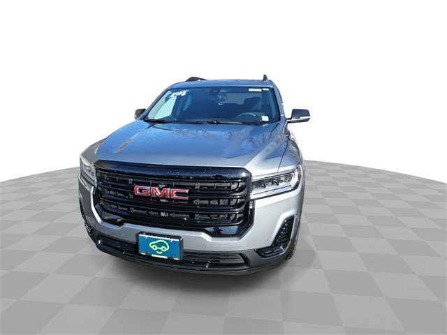 Used 2023 GMC Acadia SLE w/ Driver Convenience Package image 3