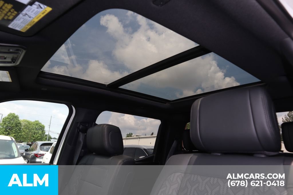 Used 2025 Toyota Tundra Limited image 33
