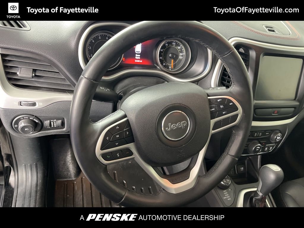Used 2017 Jeep Cherokee Trailhawk image 27