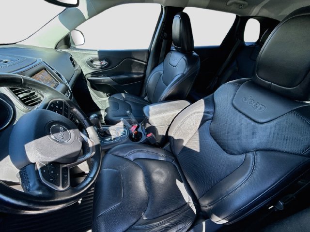 Used 2021 Jeep Cherokee Latitude Lux AWD/4WD image 27