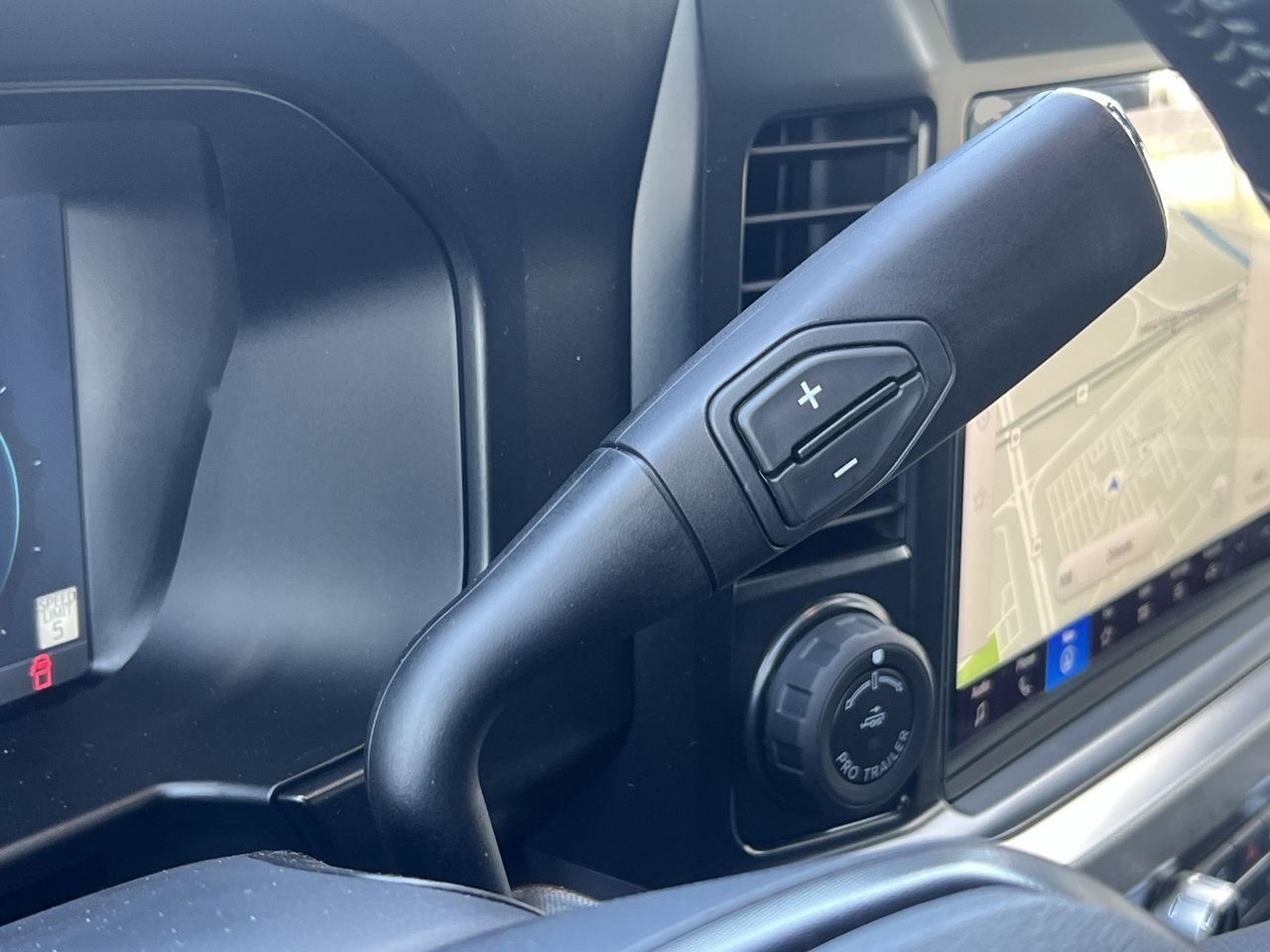 New 2026 Ford F250 Platinum w/ FX4 Off-Road Package image 29