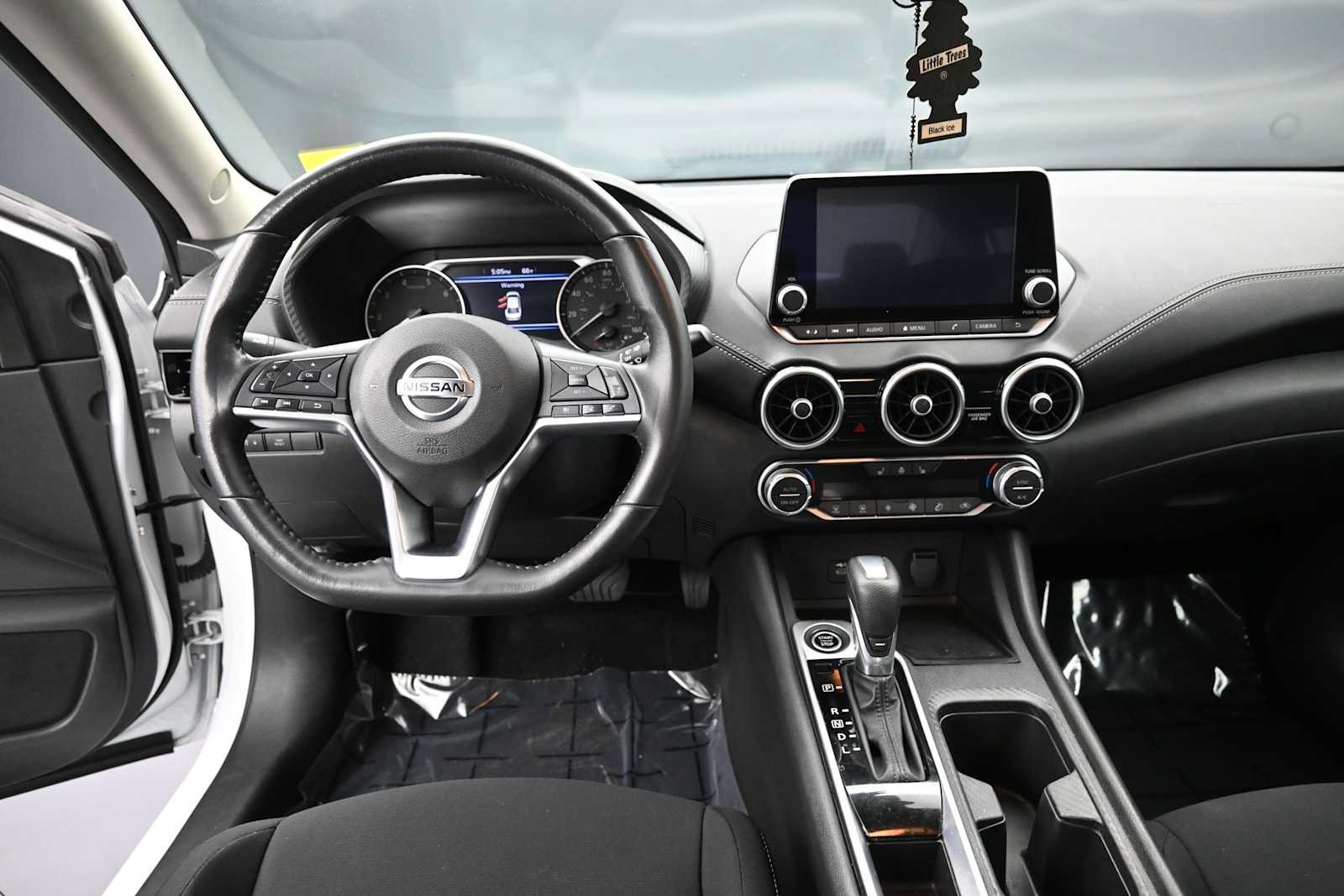 Used 2023 Nissan Sentra SV w/ All-Weather Package FWD image 14
