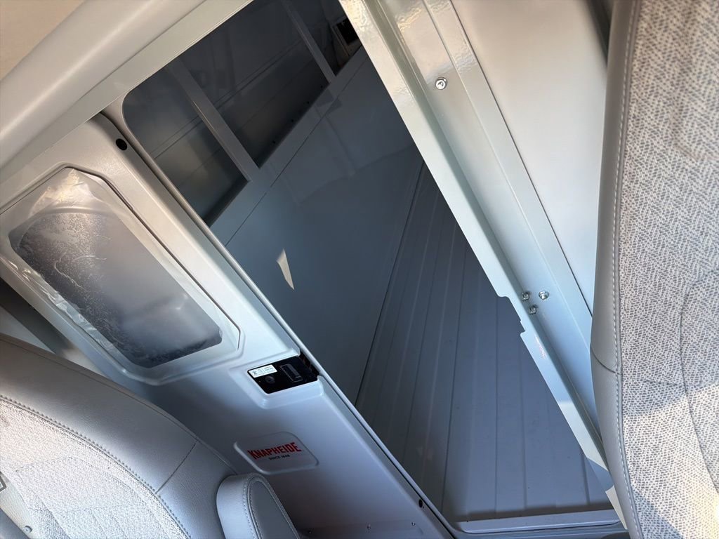 New 2025 Chevrolet Express 3500 w/ Power Convenience Package image 22