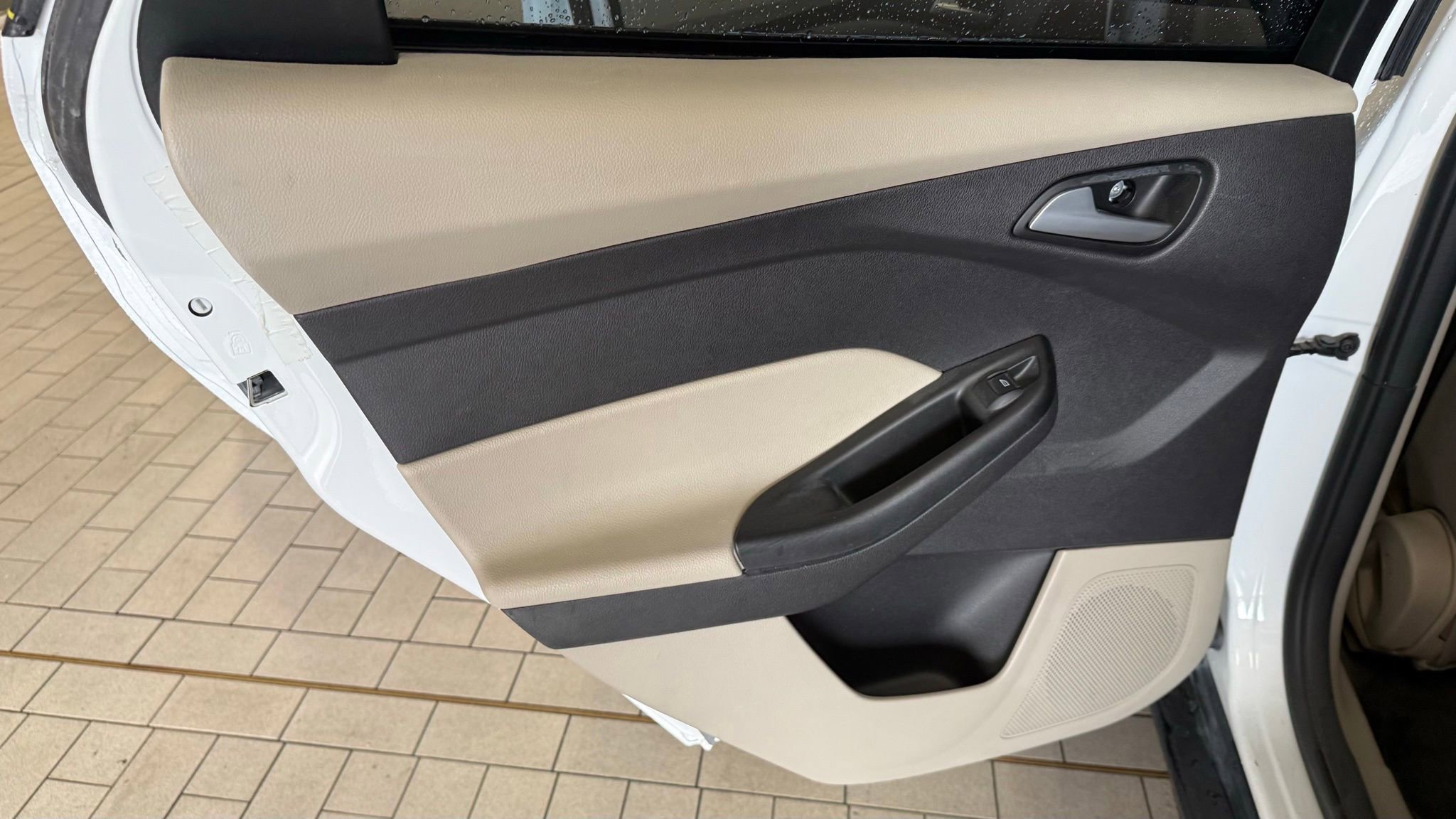 Used 2014 Ford Focus SE image 22