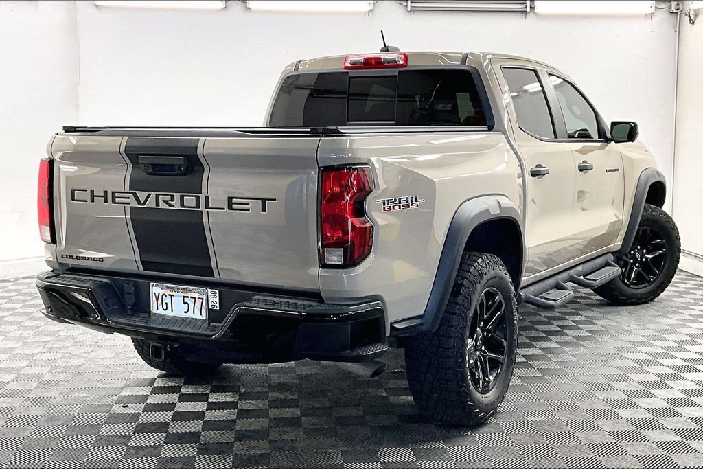Used 2023 Chevrolet Colorado Trail Boss w/ Technology Package AWD/4WD image 12