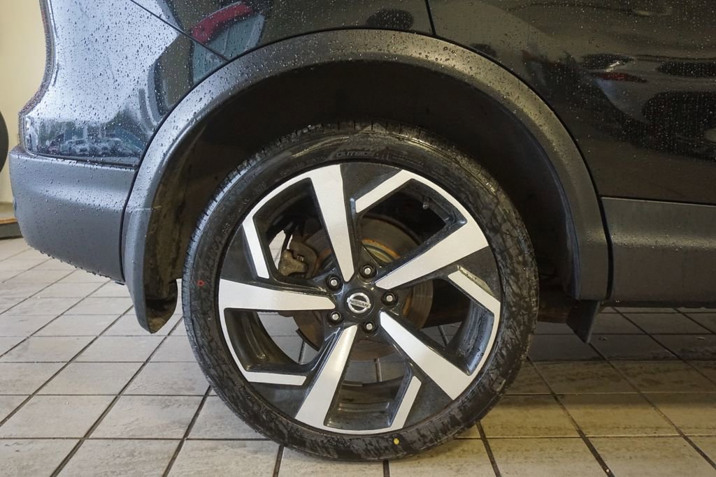 Used 2021 Nissan Rogue Sport SL w/ Premium Package AWD/4WD image 32