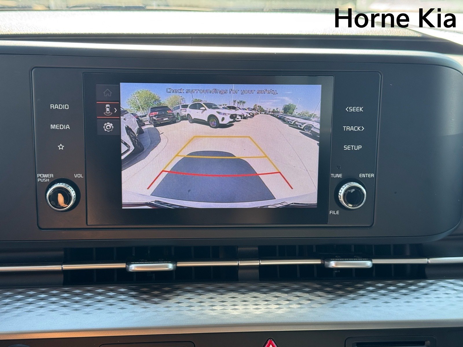 Certified 2024 Kia Carnival LX FWD image 22