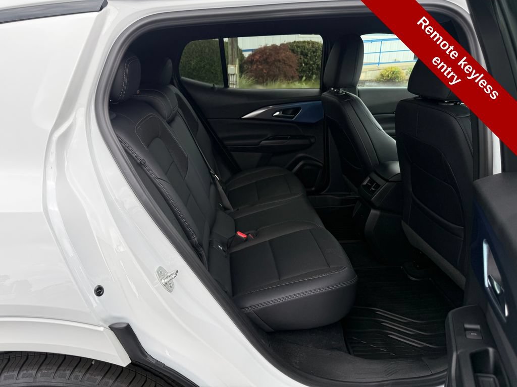 Used 2024 Chevrolet Equinox EV LT w/ LPO, All-Weather Mat Package FWD image 40