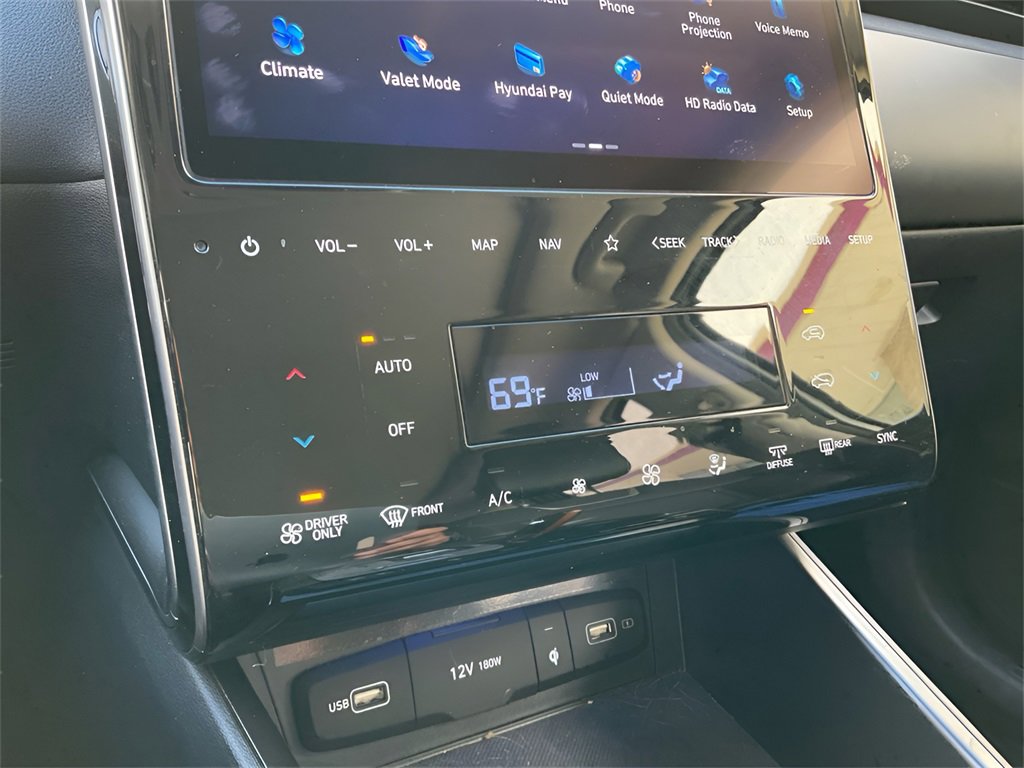 Certified 2022 Hyundai Tucson Limited w/ Cargo Package image 24