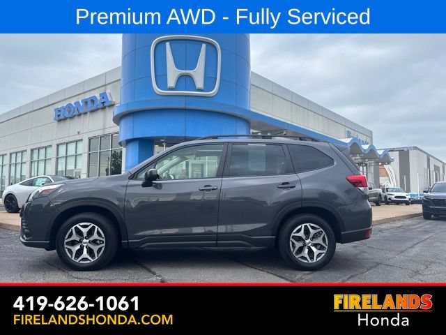 Used 2024 Subaru Forester Premium AWD/4WD image 1