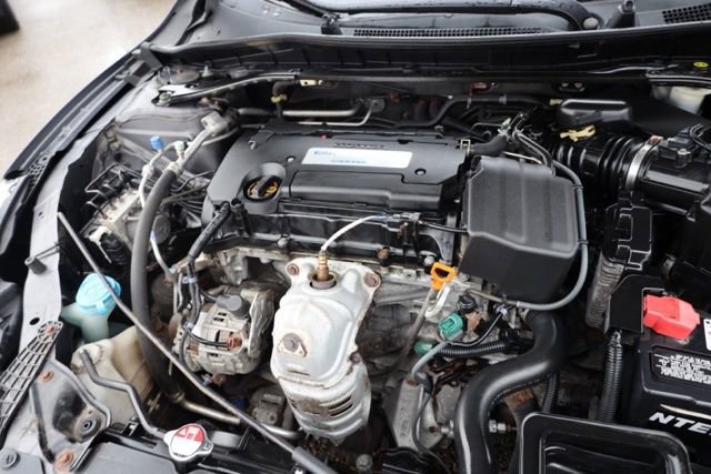 Used 2014 Honda Accord Sport image 38